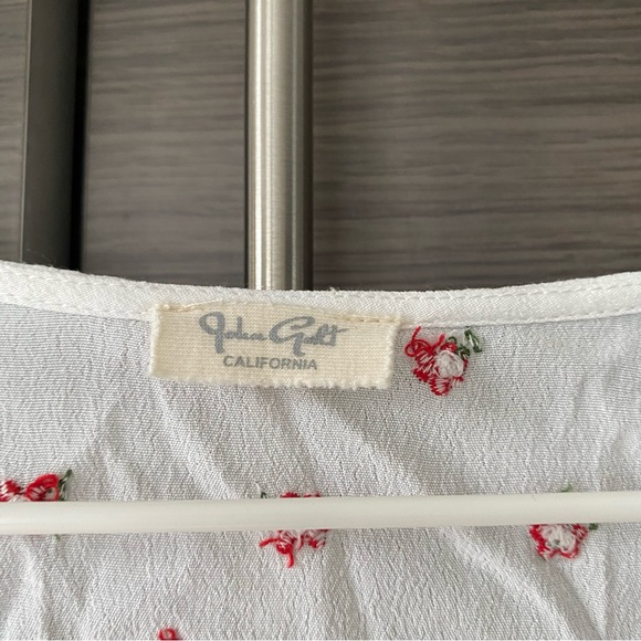 Brandy Melville John Galt Floral Embroidered Front Tie Top - Picture 4 of 6